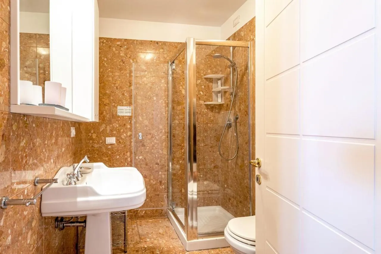 Apartment Molino Stucky Residence Burchio Suite Venice